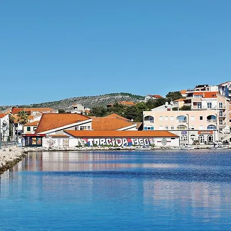 3 * Ražanj