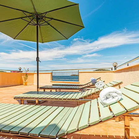 Awesome In With House Sea View Holiday home