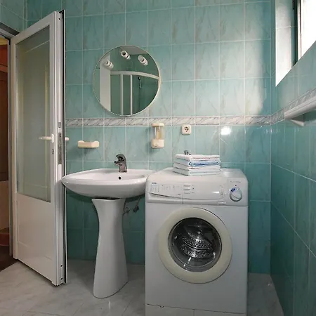 Awesome In With House Sea View Razanj